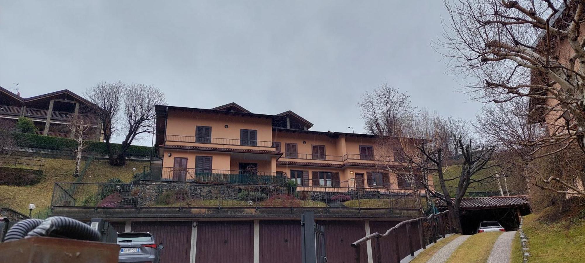 Casa Alberto - Appartamento Zona Bellagio Magreglio Luaran gambar